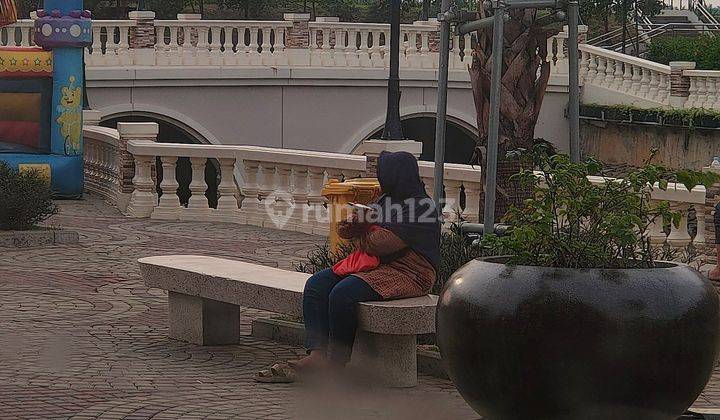 Ruko 3 lantai di Pantai Indah Kapuk 2/PIK 2 bagus hadap Taman dan Danau 2