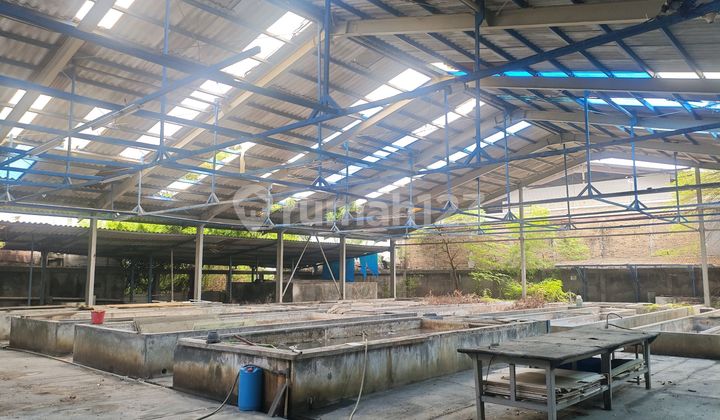 Sell Land in West Jakarta With Building