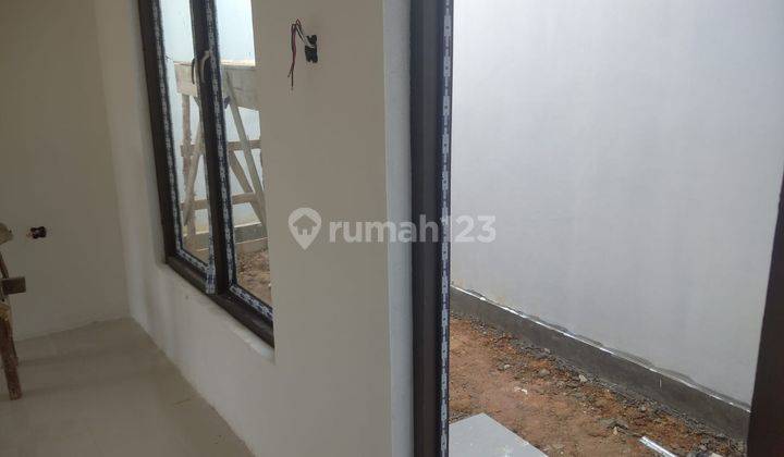 Rumah Baru Yang Strategis di Kota Palembang, Disain Eropa 8