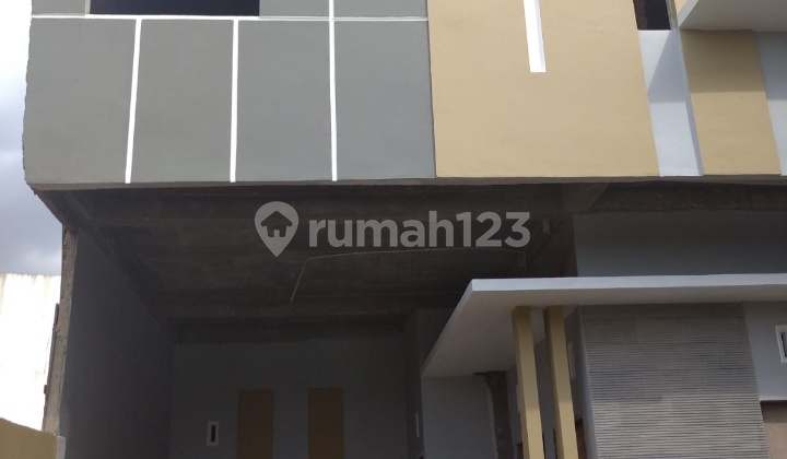 Town House Tengah Kota Palembang Km. 5 Ready Siap Huni 2