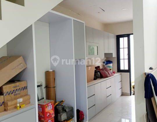 Dijual Rumah di Graha Raya Bintaro Bagus -rm 2