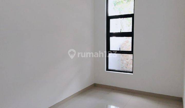 Dijual Rumah di Griya Loka BSD City Bagus -nrl 2