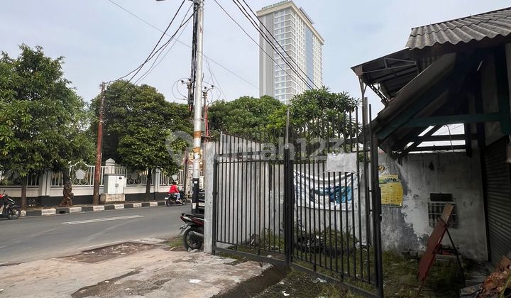 Kavling Pinggir Jalan Veteran Bintaro Id