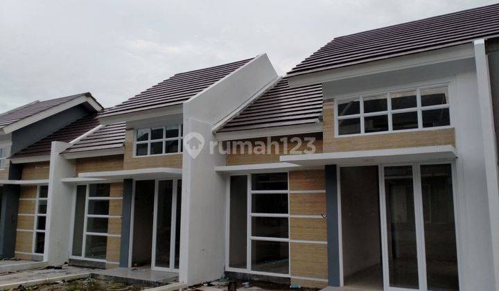 Rumah Strategis di Pinggir Jalan Ringroad Manado 1