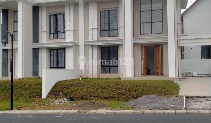 Tipe Coastal Rumah Mewah 2 lantai di jalan utama The Pacific Bay  1