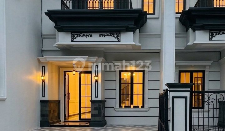 Rumah Mewah Tanah Luas Akses Puas di Gdc
