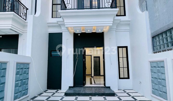 Rumah 2 Lantai Dekat Solaria Kawasan Grand Depok City