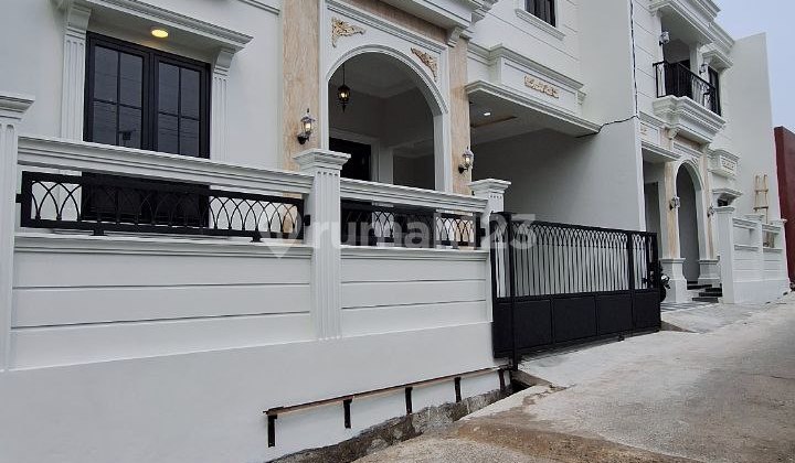 Rumah Mewah Luxury Nempel Taman Merdeka Di Sukmajaya Rumah Mewah Luxury Nempel Taman Merdeka Di Sukmajaya
