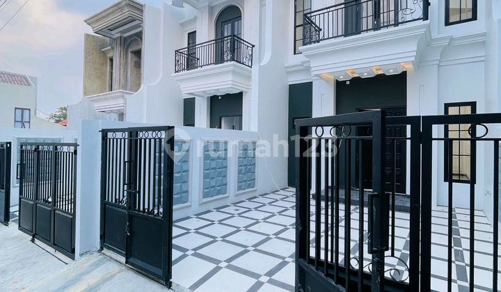 Rumah 2 Lantai Dekat Solaria Kawasan Grand Depok City 2