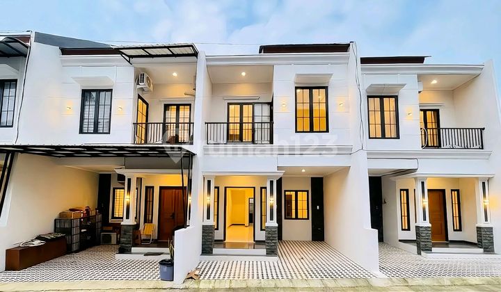 Rumah 2 Lantai Ramai Penghuni Dekat Gdc Siap Huni