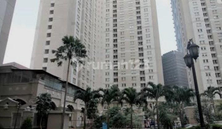For Sale Cheap Mediterani 1 Tanjung Duren Apartment, Pool View, Middle Floor