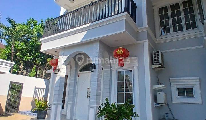 Dijual Rumah Bagus Mewah Taman Grisenda Luas 290m 31/2 Lt Ada Swimming Pool 1