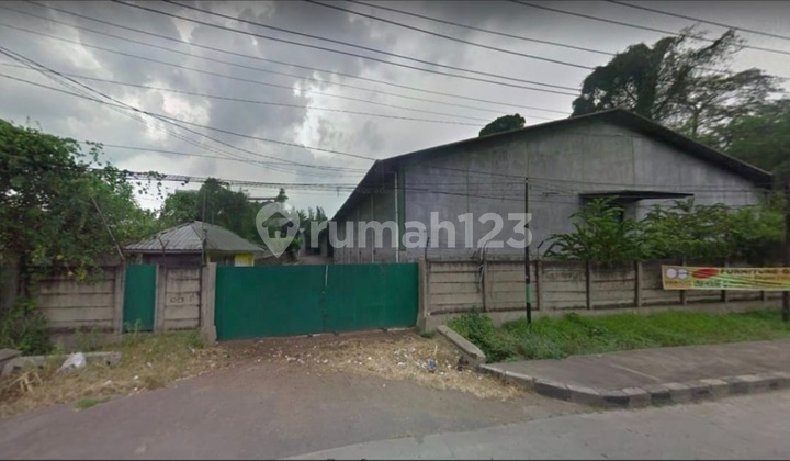 Gudang Siap Pakai Di Tugu Semarang