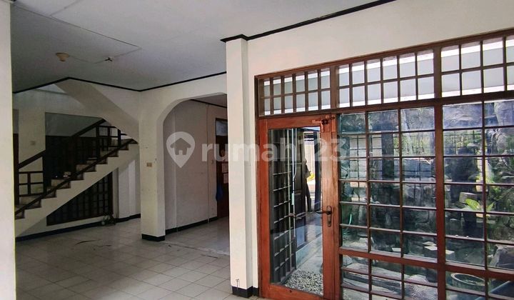 Strategic 2-Story House in the City Center Near Undip 2