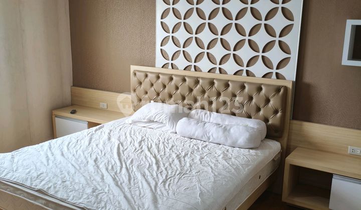 Fully Furnished 3-Bedroom Apartment with View in Central Semarang City 2