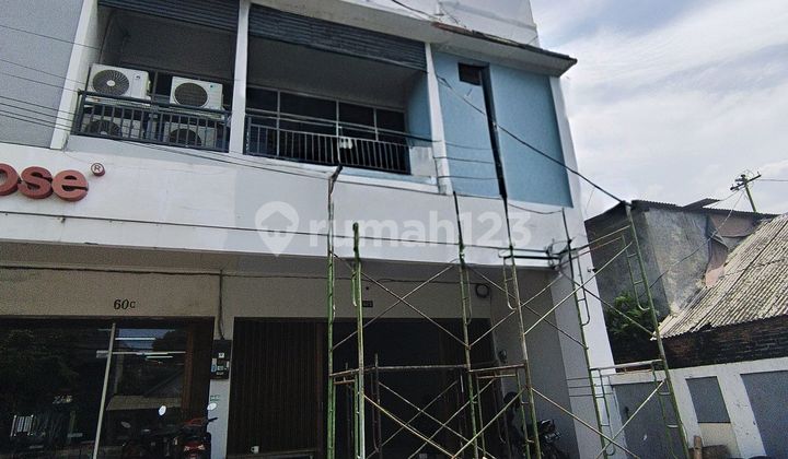 Ruko Siap Huni Di Jalan Imam Bonjol Dengan Lahan Parkir 1