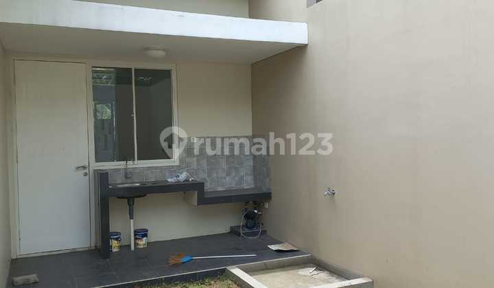 Rumah di Cluster Raflesia Graha Padma 1