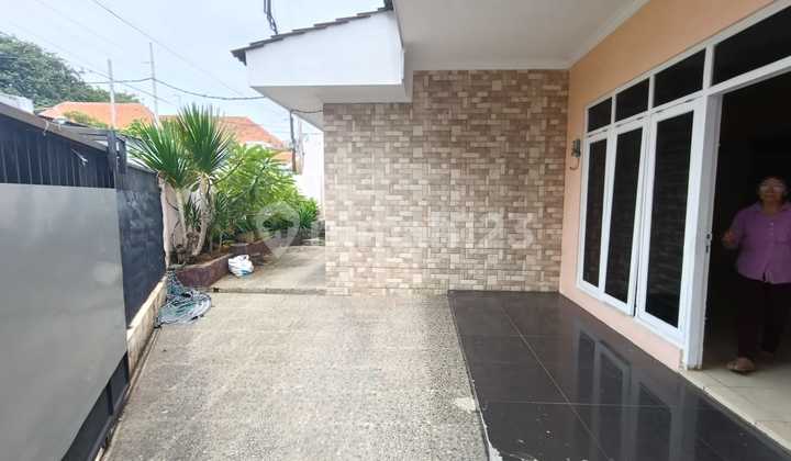 Rumah Cocok untuk Kost di Peterongan Semarang 1