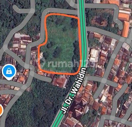 Strategic Land on the Side of Dr. Wahidin Street 1