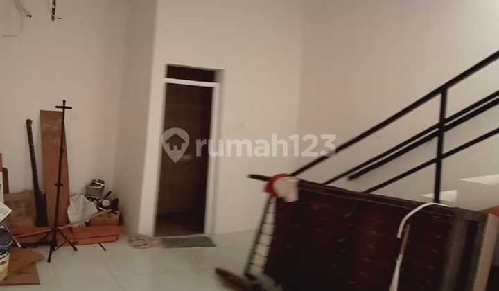 2-Story Shop House in Tambra Raya, Flood-Free, Busy Area 2