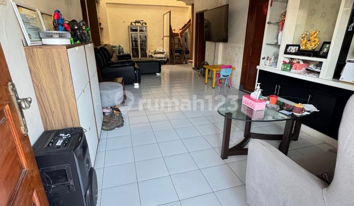 Hot Deals! Rumah 2 Lantai Siap Huni Dekat Bandara 2