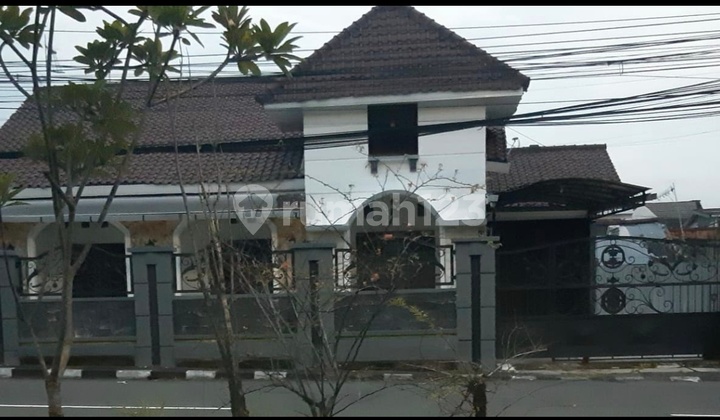 House in Papandayan Area Flood-Free with Spacious Parking 1