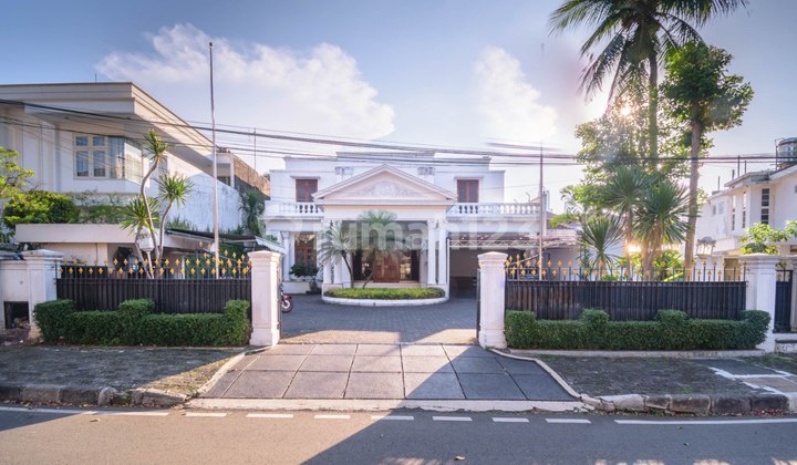 For Sale: Ready-to-Occupy Konglongmerat House in a Premium Location