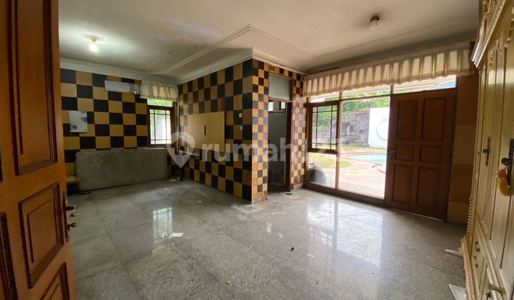For Sale 2-Story Old Building House Pondok Indah 2