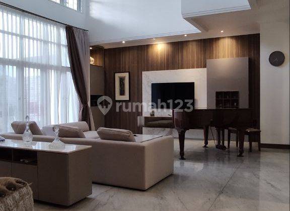 Dijual Cepat Rumah Modern Kontemporer di Menteng Jakarta  1