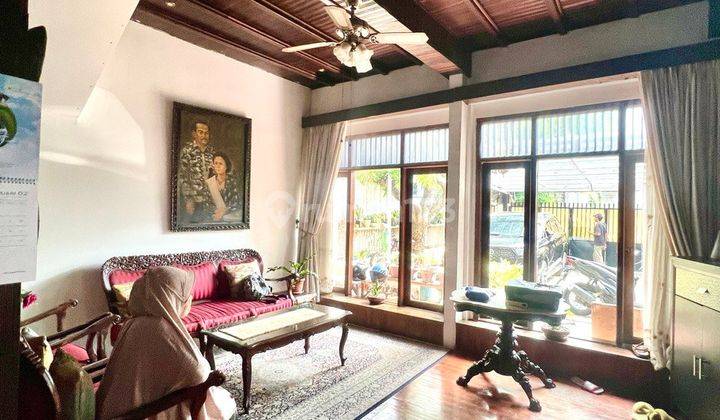 Jual Rumah Vintage Siap Renovasi Lokasi Menteng Jakarta Pusat 1