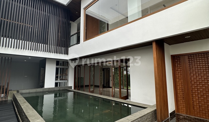 Price Drop!!! Move-In Ready Contemporary Style House in Pondok Indah Price Drop!!! Move-In Ready Contemporary Style House in Pondok Indah