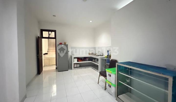 For Sale Good House Ready to Occupy Elite Area Menteng 2