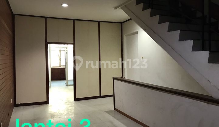 Ruko 4,5 Lantai di Komplek Duta Merlin, Harmoni, Jakarta Pusat Ruko 4,5 Lantai di Komplek Duta Merlin, Harmoni, Jakarta Pusat