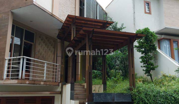 Rumah Exlusive 3 Lantai  Furnished Bagus di Lebak bulus , Lebak Bulus 2