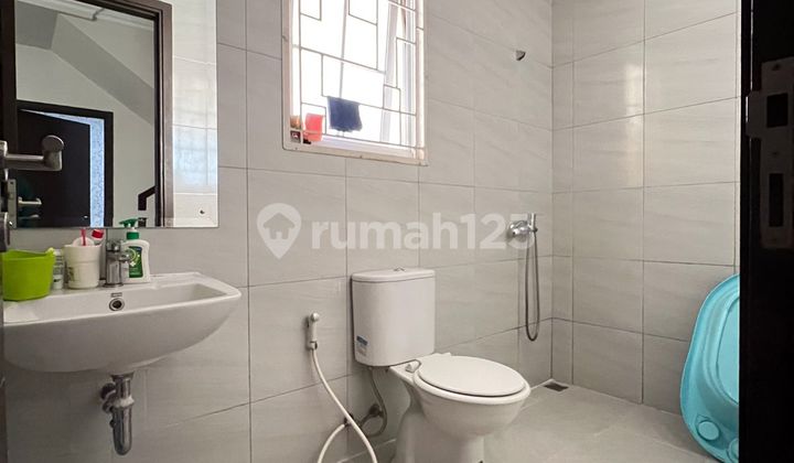 Dijual Rumah Bagus 2 Lantai SHM Lokasi Strategis di BSD Alegria, Tangerang 2