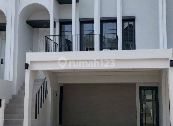 Rumah Sewa Mewah 3 Lantai Cluster Aether di BSD City, Tangerang 1