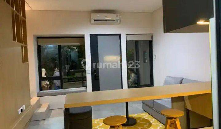 Rumah 2 Lantai Bagus Furnished di Cluster Invensihauz Tabebuya, Tangerang 1