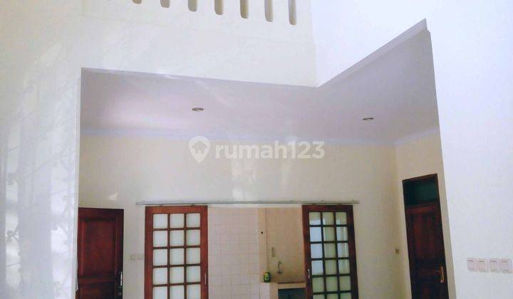 Disewa Rumah 2 Lantai Di Tebet, Jakarta Selatan 1