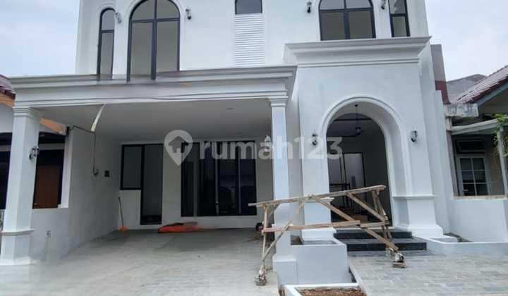 Rumah Mewah Brand New American Classic di Sektor 9, Bintaro Tangerang