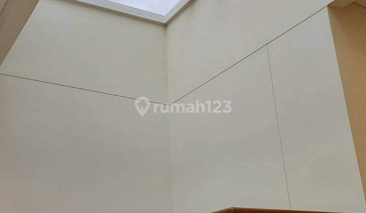 Rumah 2 Lantai Bagus di Cluster Mozart Symphonia, Tangerang 2