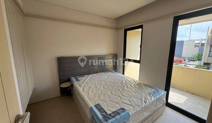 Disewakan Rumah Bagus 3,5 Lantai Tabebuya BSD City - Cluster Impresahaus R 2