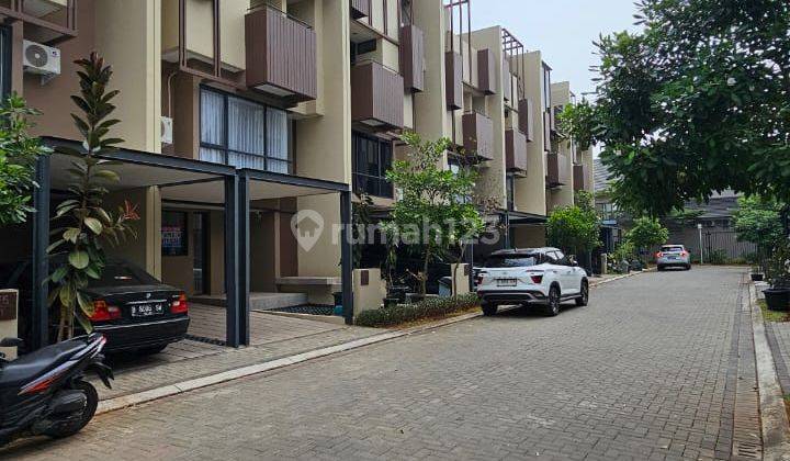 Rumah 2 Lantai Baru Furnished di Cluster Tabebuya Impresahaus, Tangerang 1