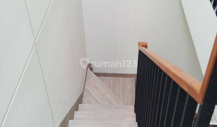  Rumah Unfurnished Baru di Cluster Carson, Gading Serpong 2