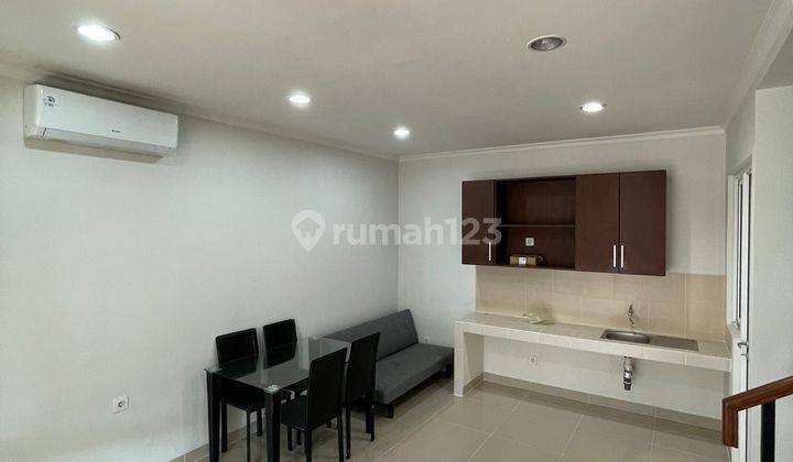 Disewa Rumah 2 Lt Siap Huni Furnished Strategis Pusat Gs 1