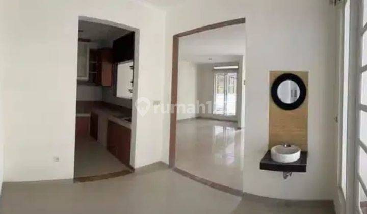 Disewa Rumah 2 Lantai Cozy Home di Metland Puri Karang Tengah 2