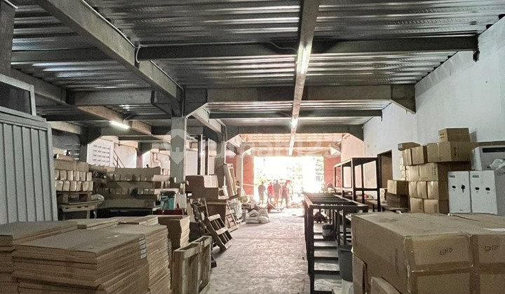 Warehouse, Super Strategic Location in West Jakarta Warehouse, Super Strategic Location in West Jakarta