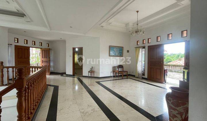 Rumah Mewah Classic Style di Lingkungan Elite Teras Ayung Denpasar  2