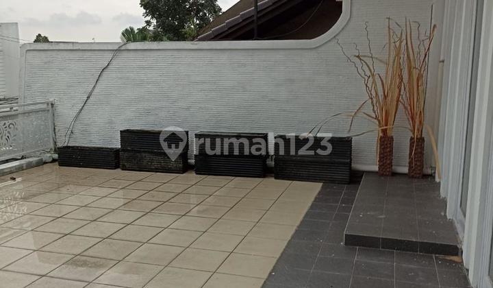 Semi-Furnished Riau Wing House Near Gedung Sate 2