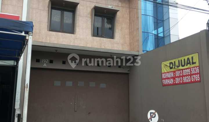 Ruko 3 Lantai Mainroad Dekat Perkantoran Ruko 3 Lantai Mainroad Dekat Perkantoran