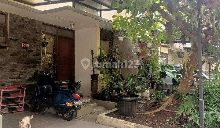 Rumah 2 Lantai Dekat Perkantoran dan Margacinta Park 2